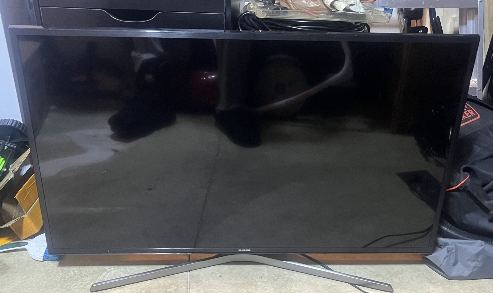 42 Inch Samsung Flat Screen TV