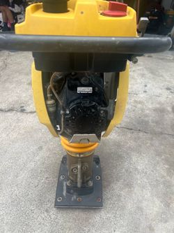 Gas powered compactor