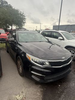 2018 KIA Optima