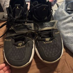 Men’s shoes