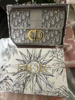 Scarves & Purses