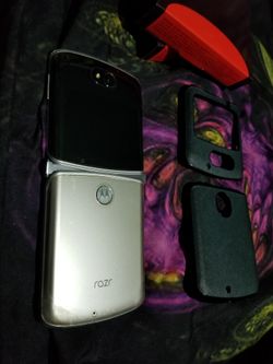 Motorola Razr 2020 5G Liquid Mercury Smartphone for Sale in Corp