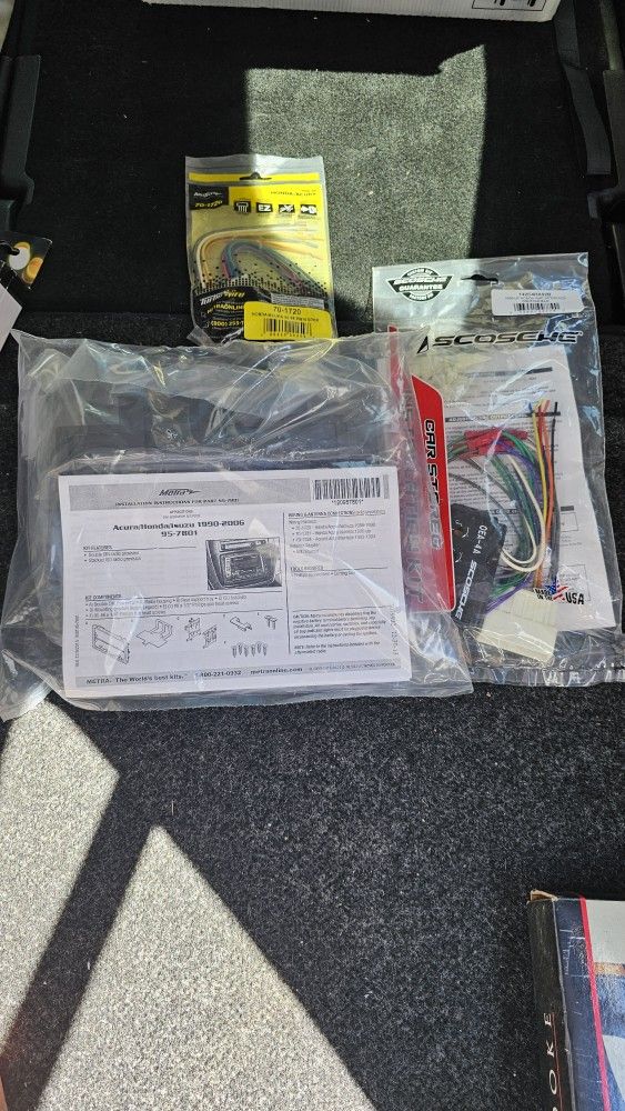 Honda/Acura Radio Install Kit
