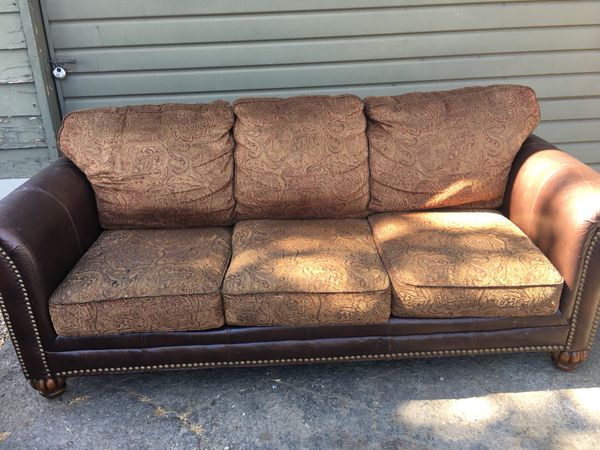 Nice Sofa Chair Furniture In Pomona Ca Offerup