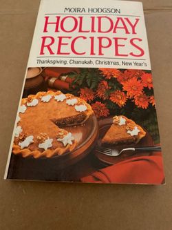 1981 Holiday Recipes Cook Book