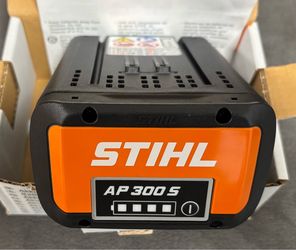 Stihl AP 300S
