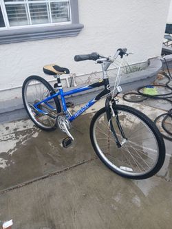 Women's 26" giant Sedona st mountain bike