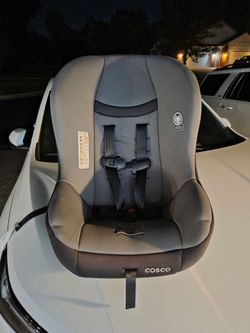 Cosco Car Seat - Excellent / Like-New Condition - $49