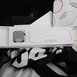 Apple Watch SE Second Generation 