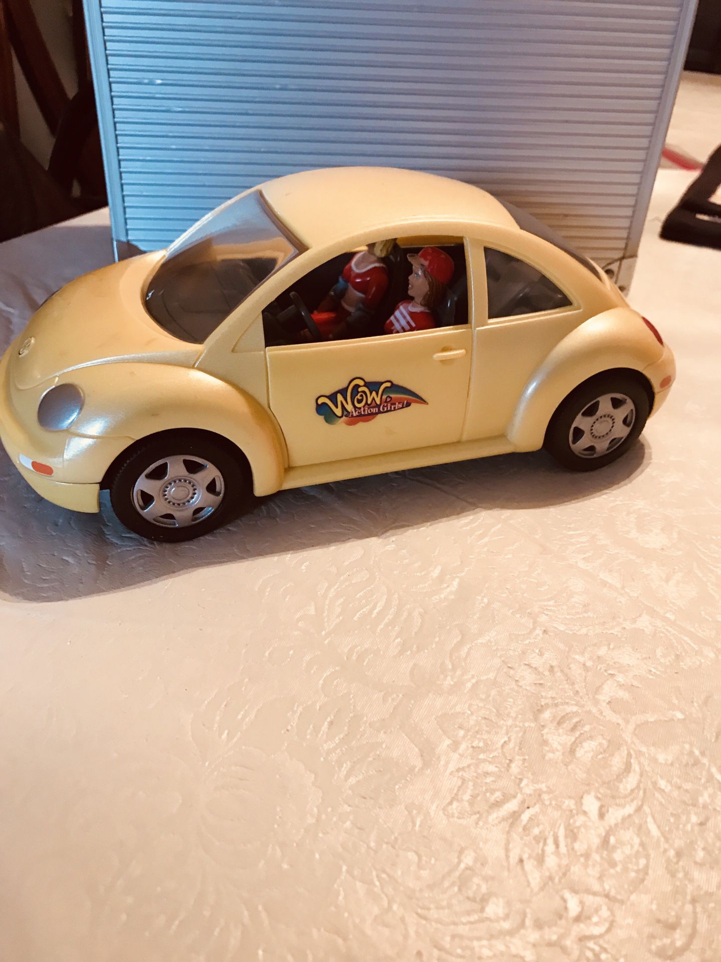 Lanard Toys Vintage WOW Action Girls 2 figures and VW Bug (Free Shipping)