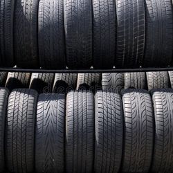 Muchas Llantas Disponible A Precio De Mayoreo Si Compra Varias Many Used Tires Available