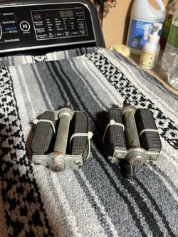 2 old school pedals