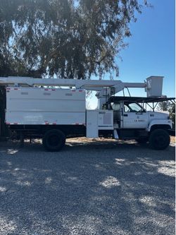 2000 Chevrolet C7500