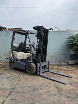 Forklift
