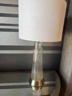 Nice Lamp With USB Port!!