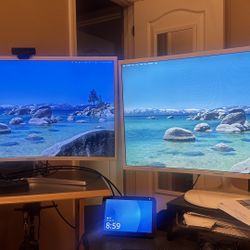 Samsung 32” Curved Monitor – Excellent Condition. Located in Apopka, FL