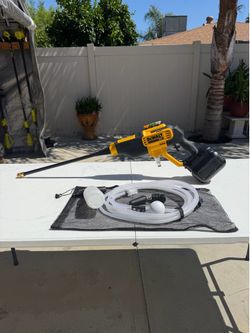 DEWALT 20V Max Cordless power cleaner tool only