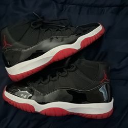 Jordan 11 “Bred” size 10.5