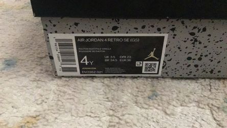 AIR JORDAN RETRO SE (GS) :size 4