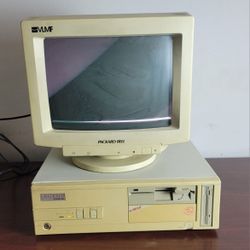 Storage unit finds! Vintage Packard Bell Computer And Monitor
