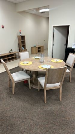 Brand new dining set- finance available