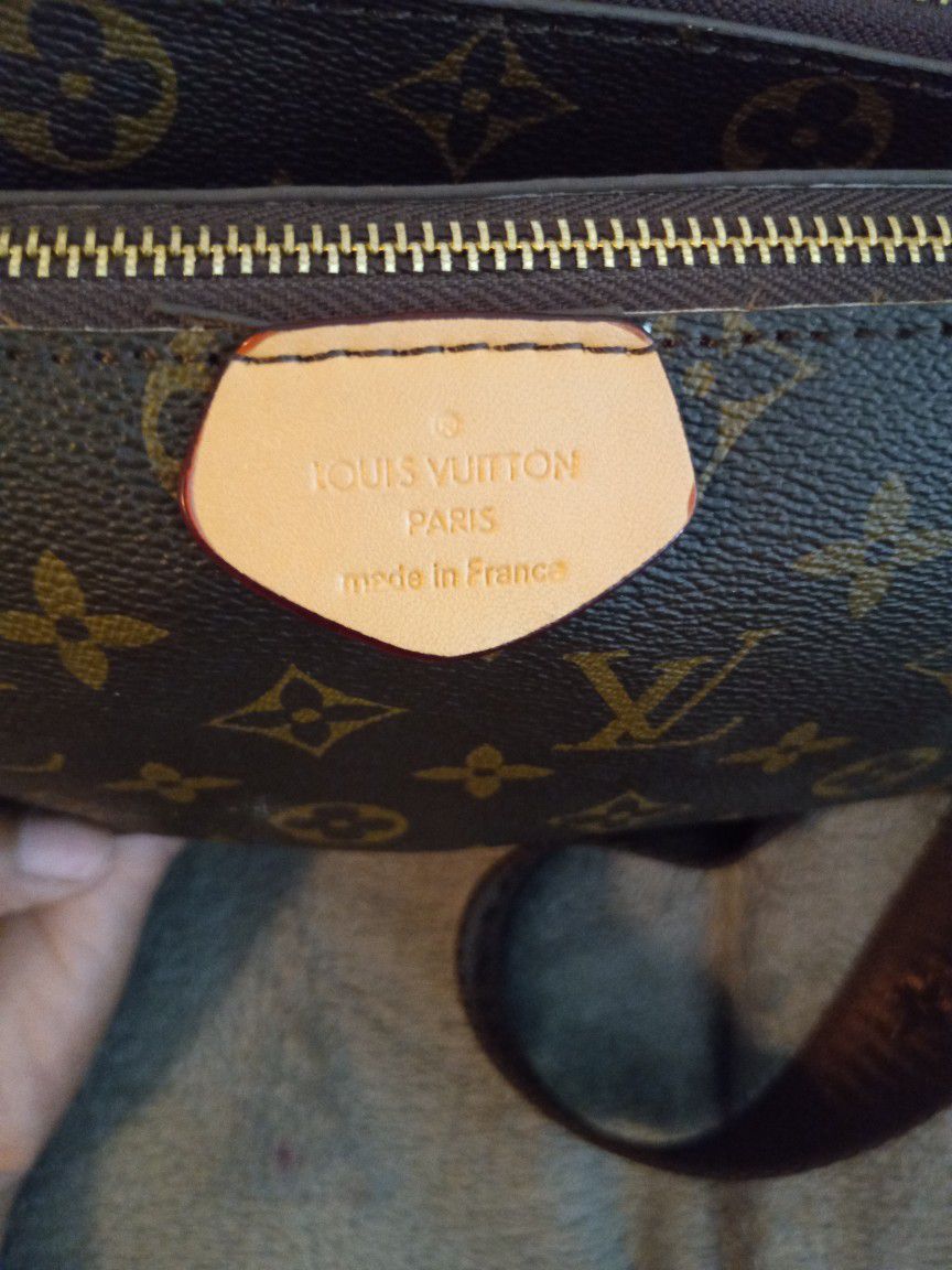 Louis Vuitton slides for Sale in Dallas, TX - OfferUp