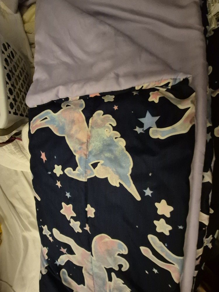 Reversible Purple And Unicorn Bed Set