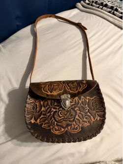 Handmade Mexican Tooled Leather Crossbody Purse / Floral Saddle Bag Never used Brand new