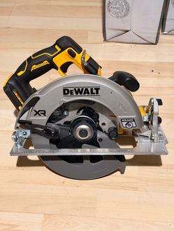 DeWalt XR 7/1-4 Brushless Cordless Circular Saw