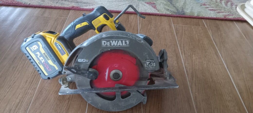 (+Battery Included+)DeWALT 60v (DCS578B) MAX Circular Saw With Brake, 7-1/4 Inch