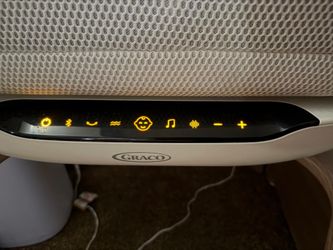 Graco smartsense soothing bassinet like new