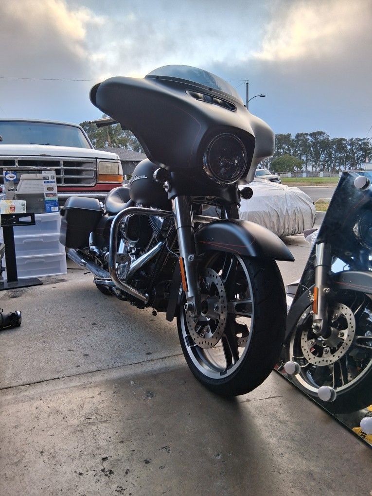 2014 Harley Davidson Street glide special