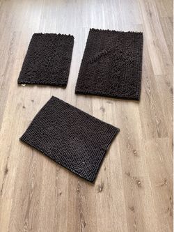 Bathroom rugs new never used only opened