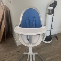 Bloom High Chair With Extra Seat And Tray! 