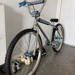 F-CKING AWESOME  X CULT 26"  BMX CRUISER