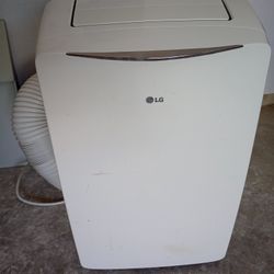 LG Portable AC Unit 14000btu