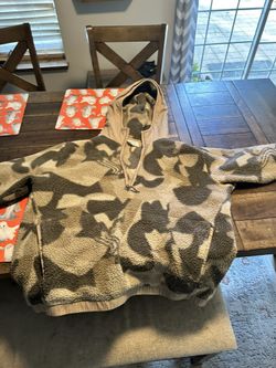 Camo Fluffy Hoodie Furry REI