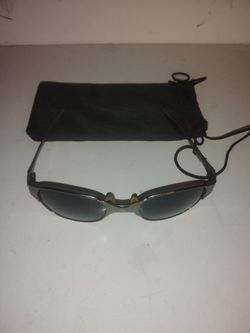 Metal Frame Sunglasses with Tinted Lenses with Case