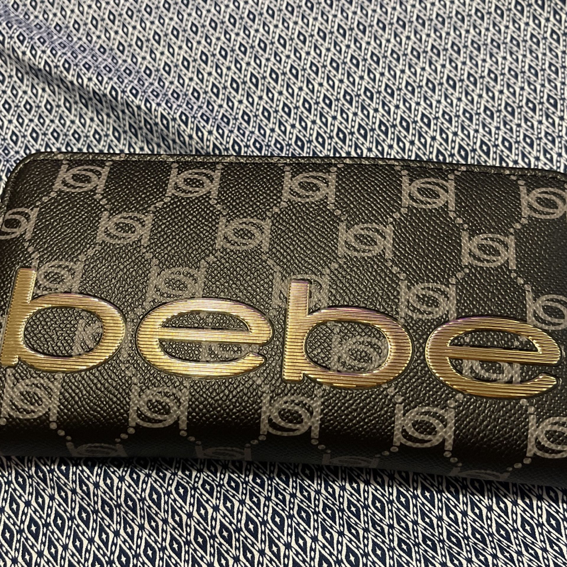 Small hand wallet for ladies
