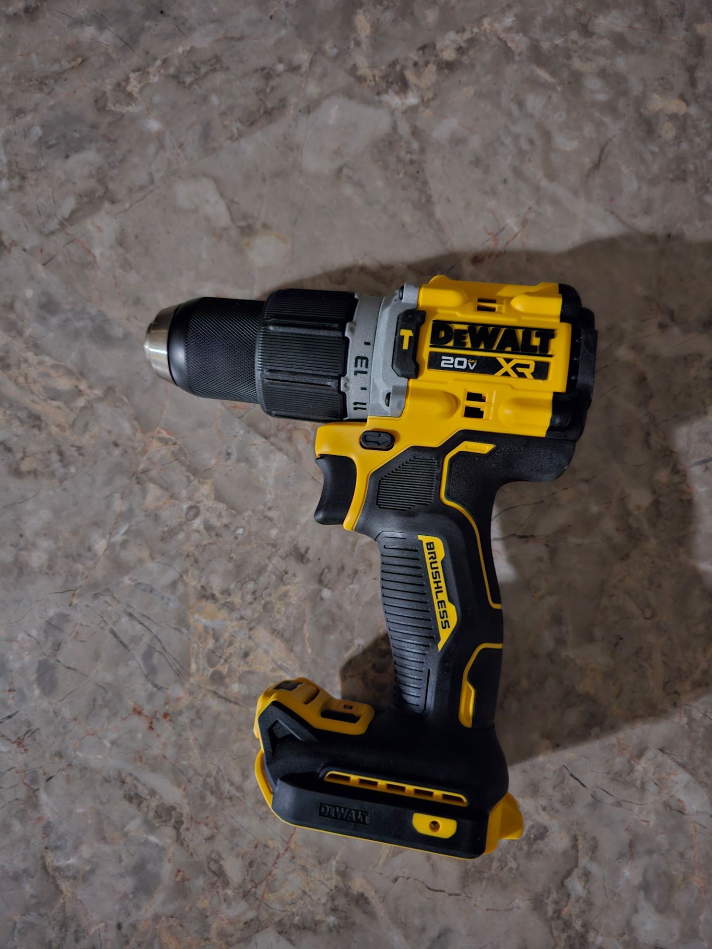 Dewalt 20v max XR Hammer drill 1/2"