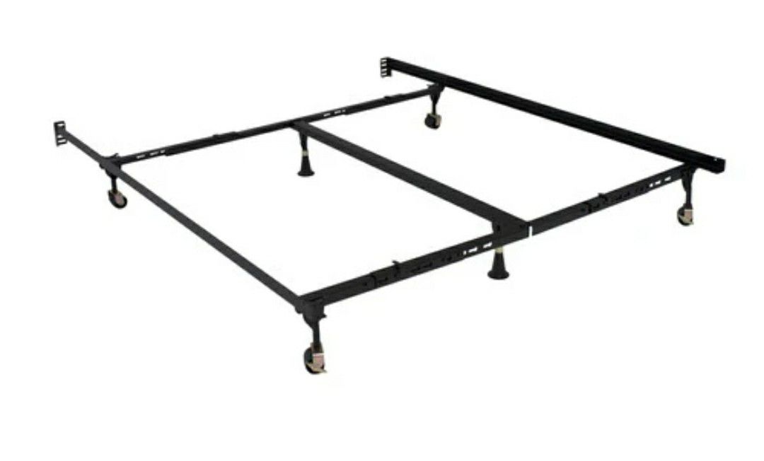 Adjustable metal queen/king bed frame