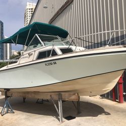 1973 Stamos 24’ Cuddy Cabin