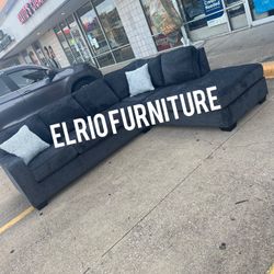 Living room sectional