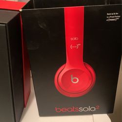 Red Beats  2 Box ONLy 