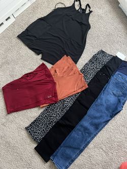 Maternity Size M Set With Pants And Dresses Brand New
