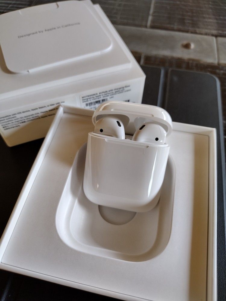 Apple AirPods (MV7N2AM/A) with Charging Case (2nd Generation). A2032 A2031 A1602