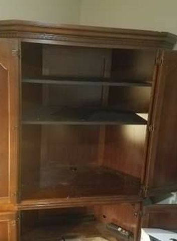 Corner Desk (MAKE AN OFFER)