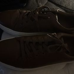 New brown and white  classy shoes