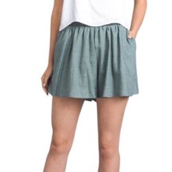 NEW Le Lis Sage Green Pull-On Flowy Shorts Size Medium 