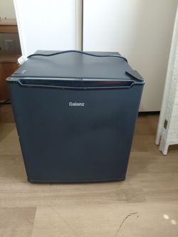 Galanz Mini Fridge Black Compact Refrigerator